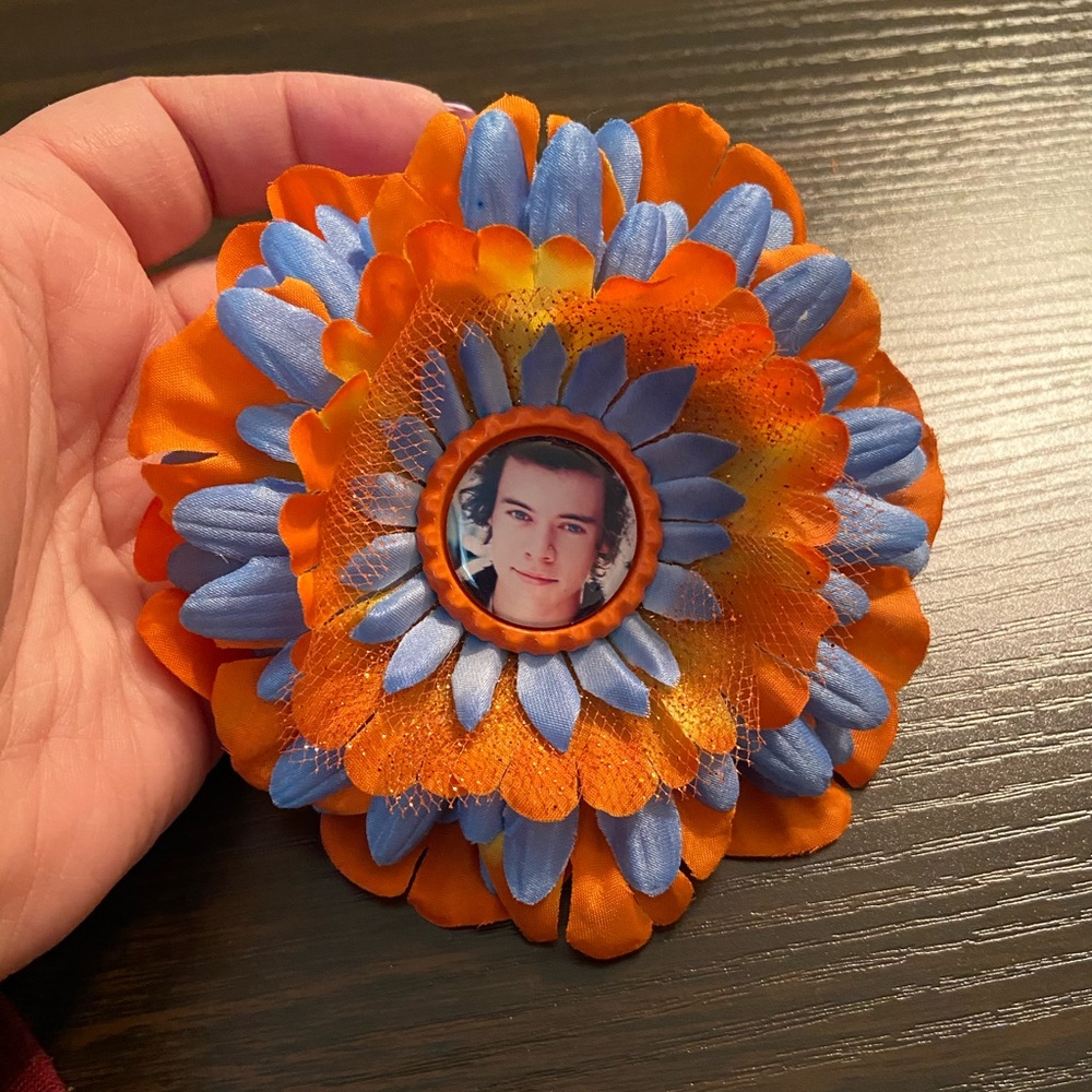 Harry hair flower